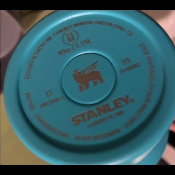 Stanley Aquamarine Tumbler - Picture 4 of 4